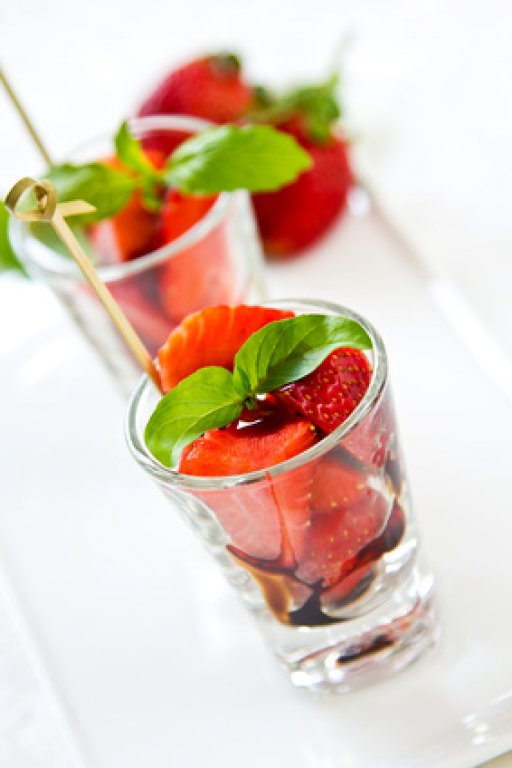 Balsamico-Erdbeeren - Rezept | Kochrezepte.at