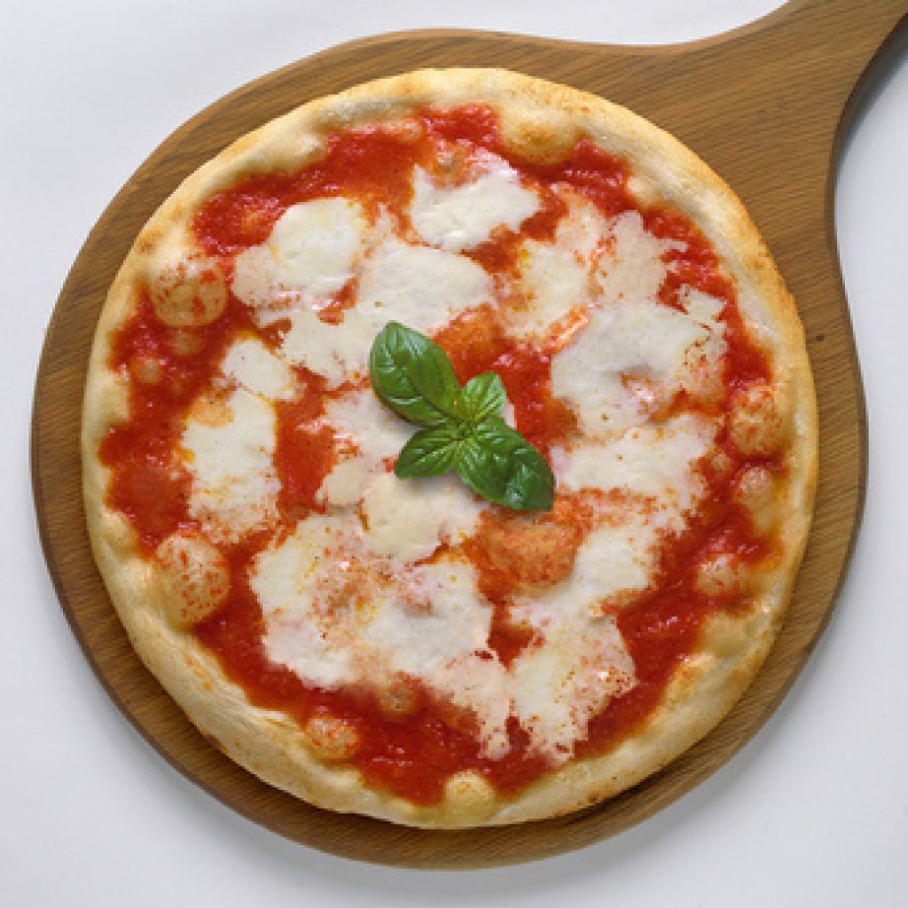 Pizza Margherita / Easy Margherita Pizza Recipe No Yeast Skinnytaste ...