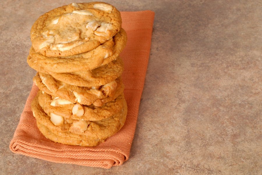 Macadamia Nuss-Cookies mit weißer Schokolade - Rezept | Kochrezepte.at
